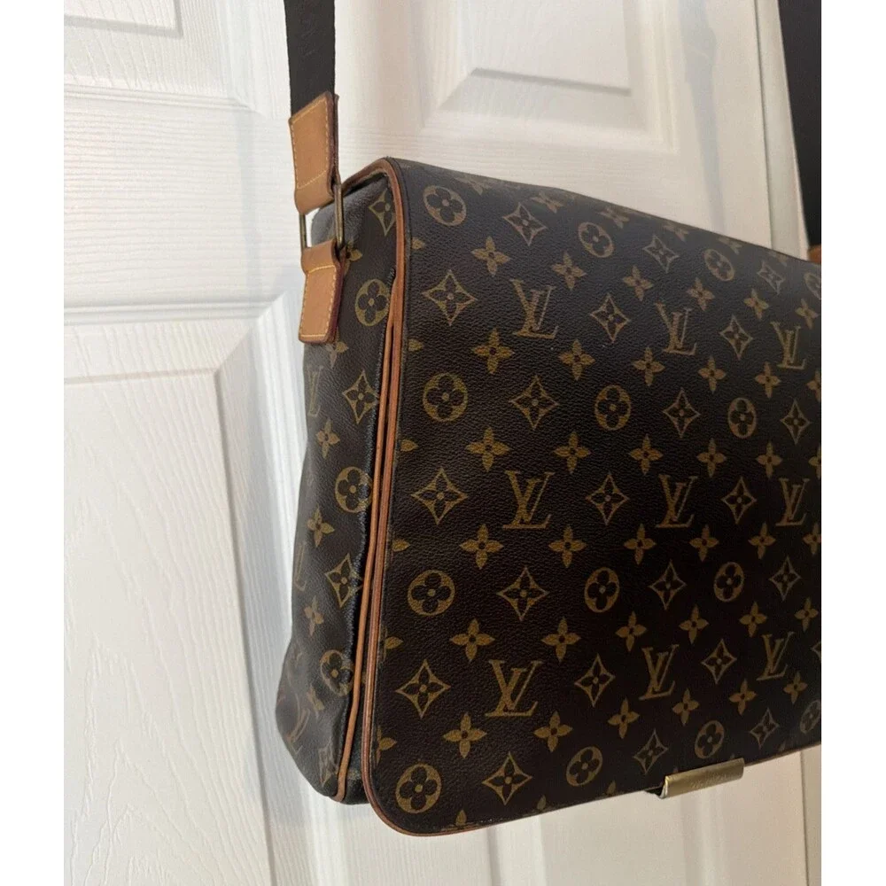 VINTAGE Louis Vuitton Monogram Abesses Shoulder Bag 14x11x3